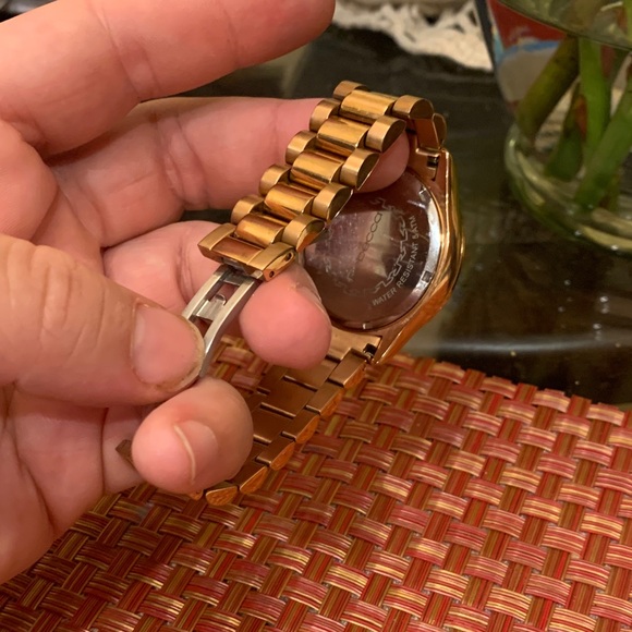 REBECCA WOMAN WATCH NWOT - Picture 4 of 6